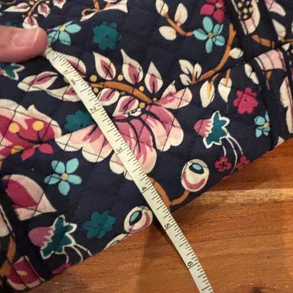 Vera Bradley Iconic Kingston Garden Tote, 14" x 11" - Picture 6 of 12